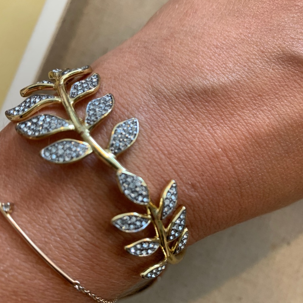 Stella & Dot pave leaf bracelet, like new!